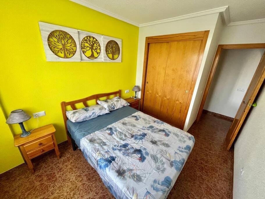 Appartamento Casa Di Mateo With Garden View And Swimming Pool Torrevieja Esterno foto